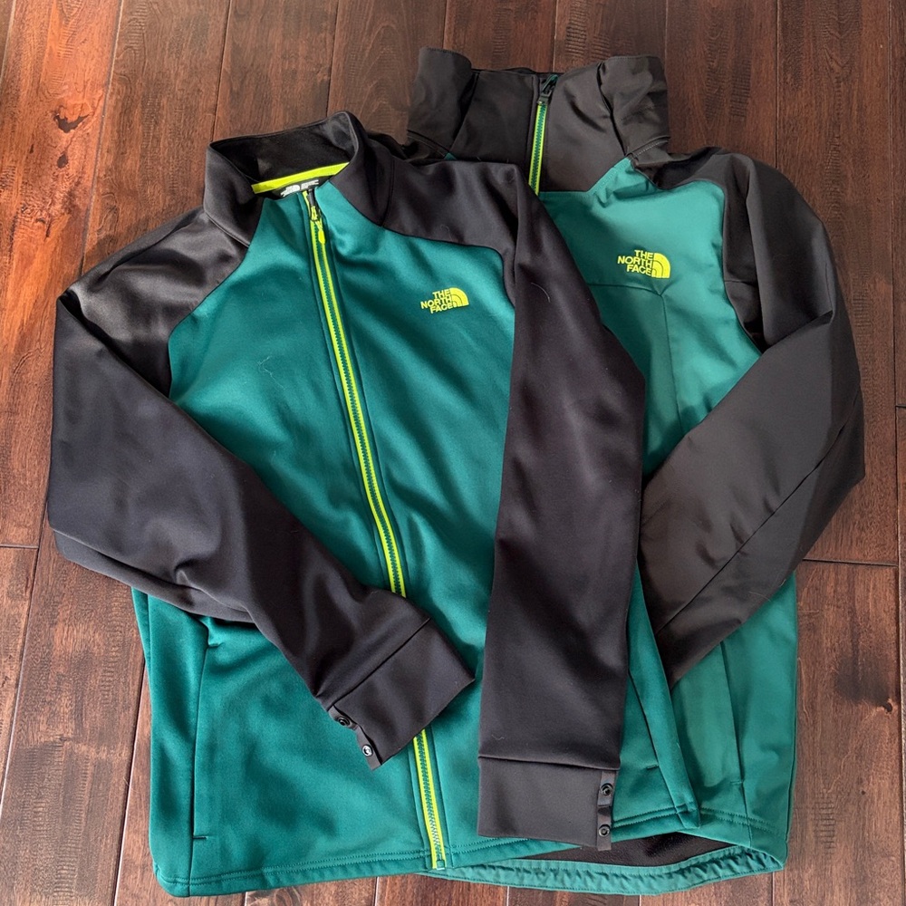 The North Face Men's Green and Black Jacket
